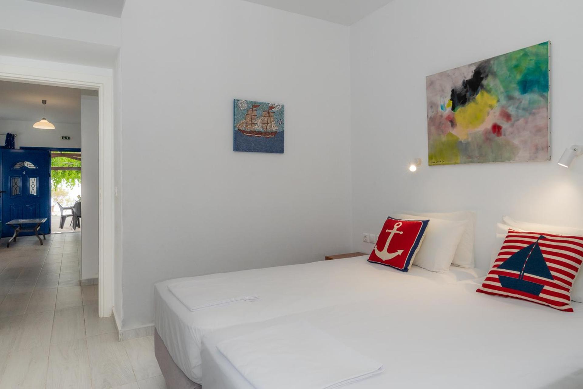 Stratos By Mroom Apartments Makrýgialos Esterno foto