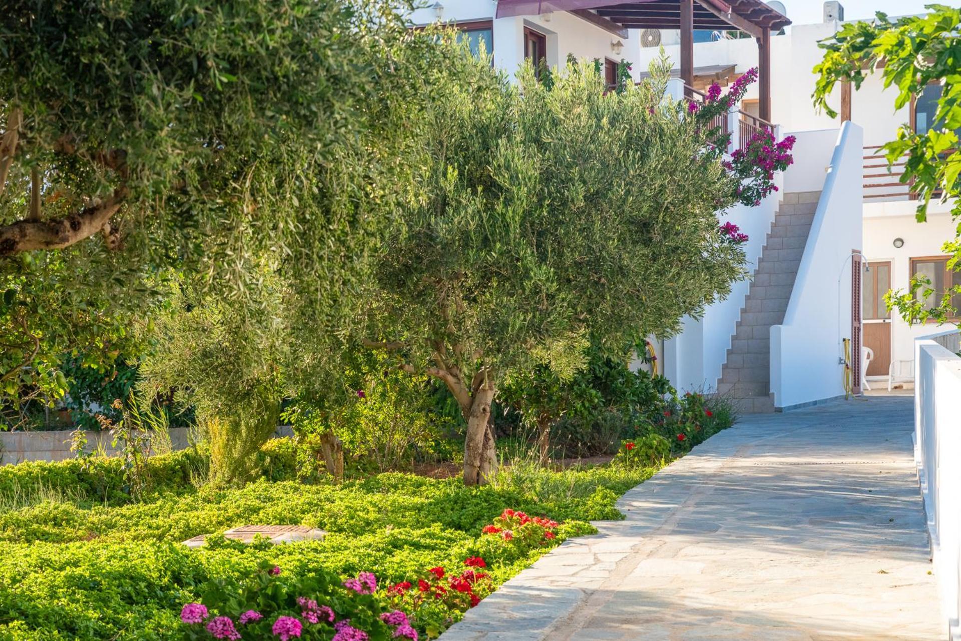 Stratos By Mroom Apartments Makrýgialos Esterno foto