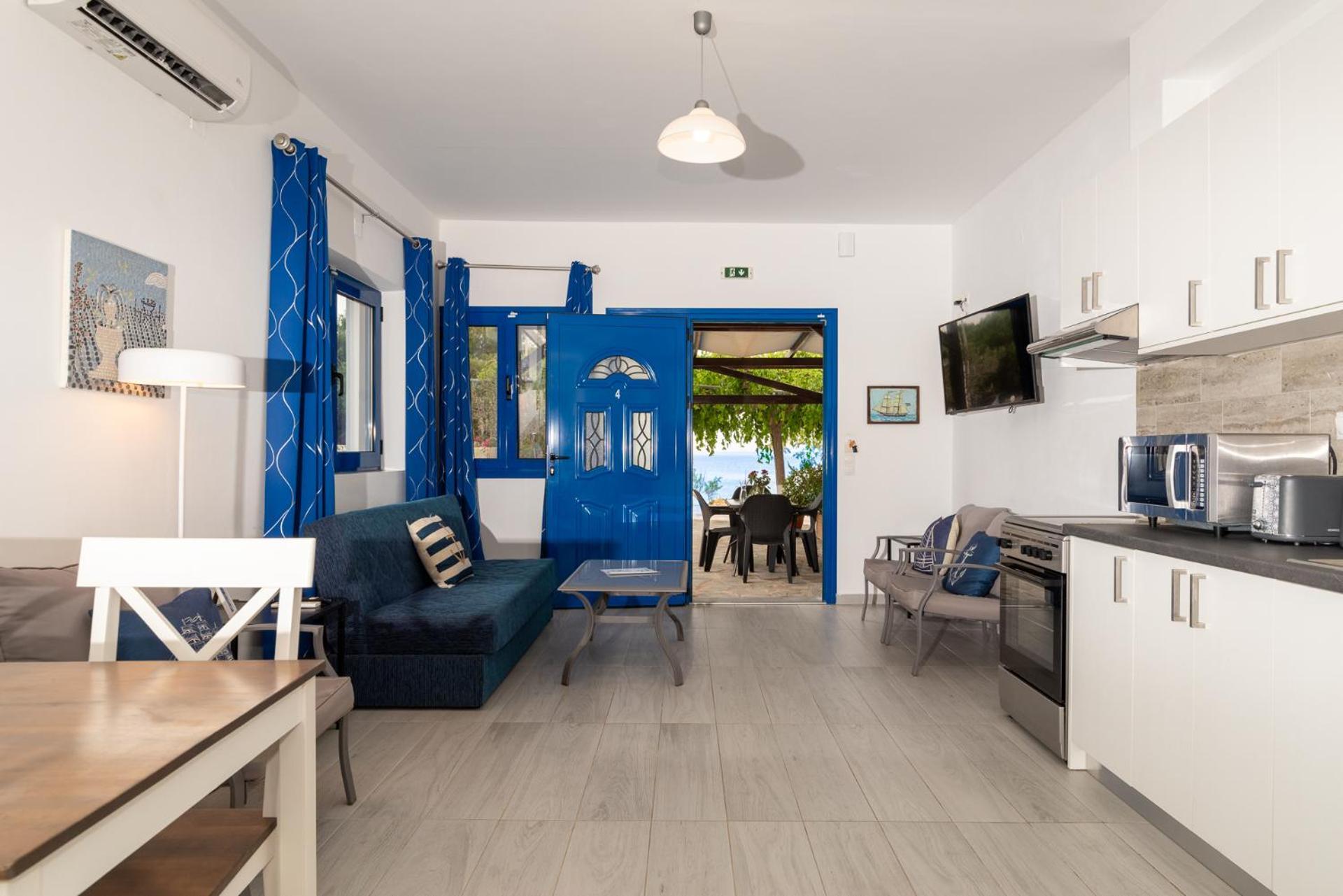 Stratos By Mroom Apartments Makrýgialos Esterno foto