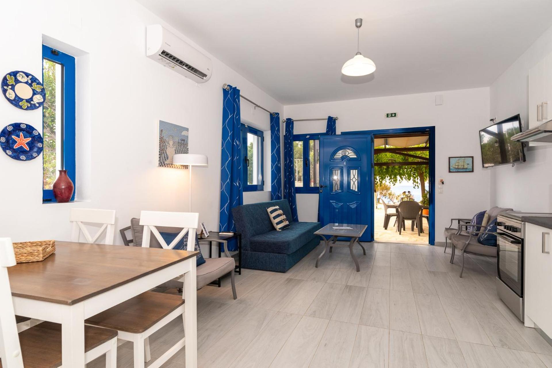 Stratos By Mroom Apartments Makrýgialos Esterno foto