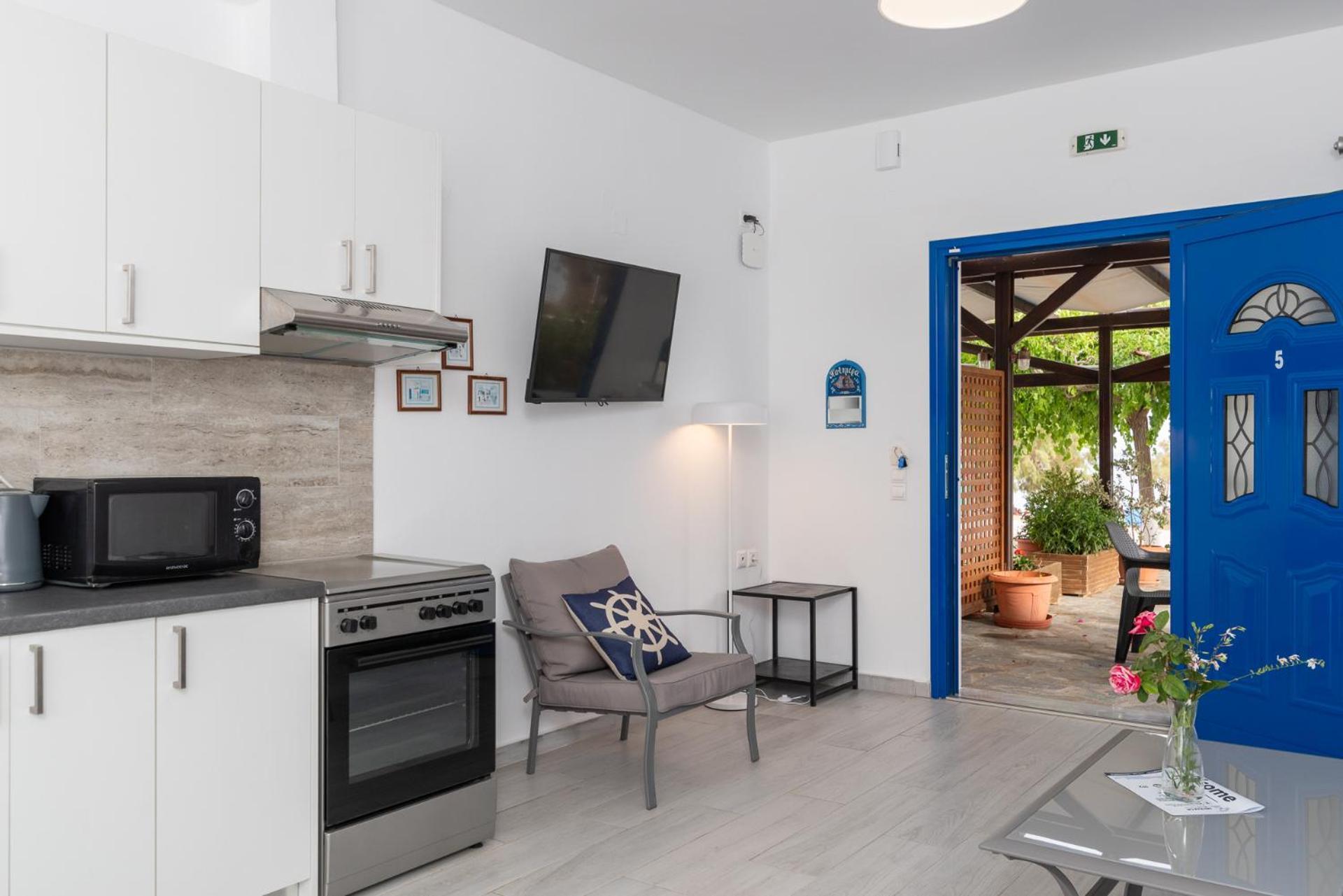 Stratos By Mroom Apartments Makrýgialos Esterno foto